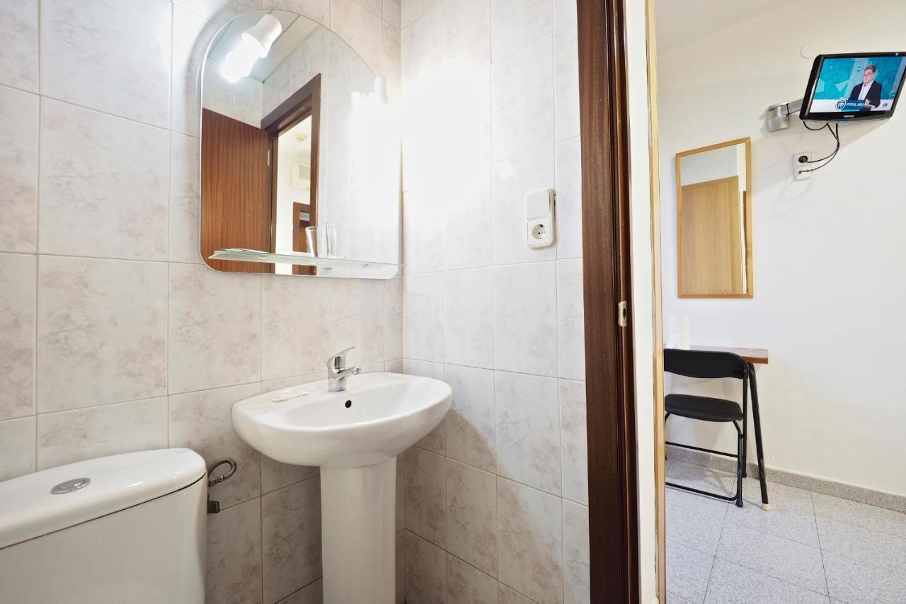 Hostal Ballestero Barcelona Eksteriør bilde